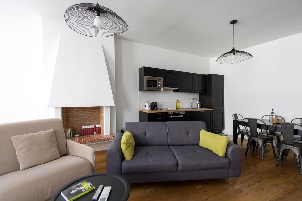 Les Suites R Bonaparte - Appartements De Standing Au Coeur De La Vieille Ville Pietonne アジャクシオ エクステリア 写真