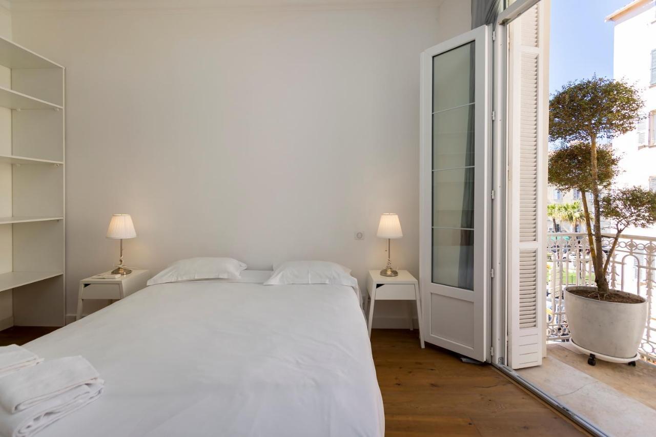 Les Suites R Bonaparte - Appartements De Standing Au Coeur De La Vieille Ville Pietonne アジャクシオ エクステリア 写真