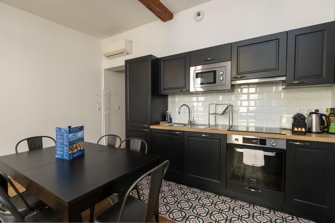 Les Suites R Bonaparte - Appartements De Standing Au Coeur De La Vieille Ville Pietonne アジャクシオ エクステリア 写真