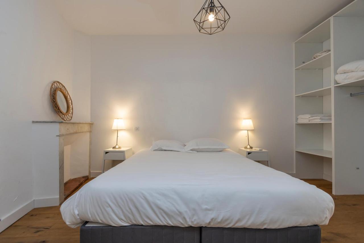 Les Suites R Bonaparte - Appartements De Standing Au Coeur De La Vieille Ville Pietonne アジャクシオ エクステリア 写真