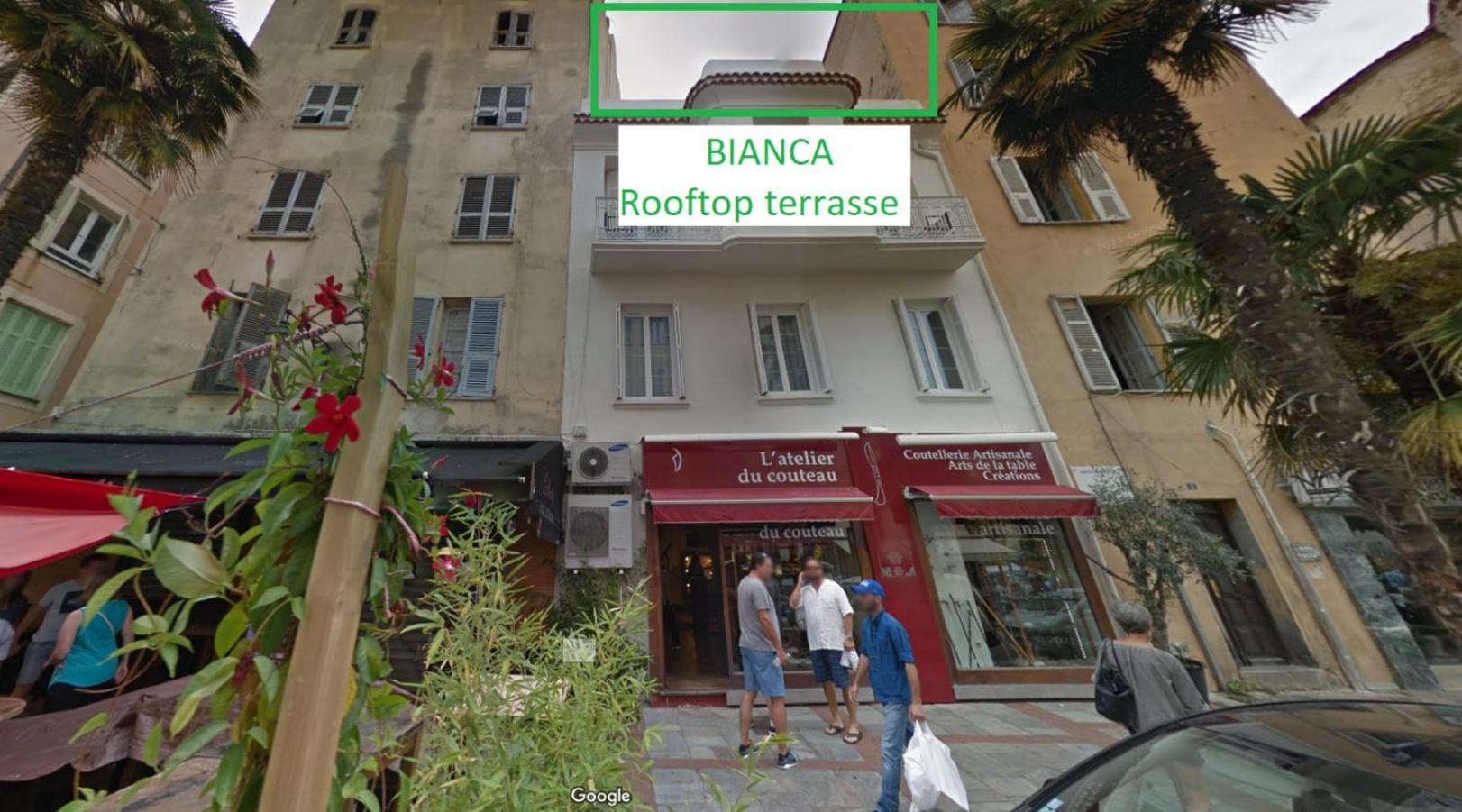 Les Suites R Bonaparte - Appartements De Standing Au Coeur De La Vieille Ville Pietonne アジャクシオ エクステリア 写真